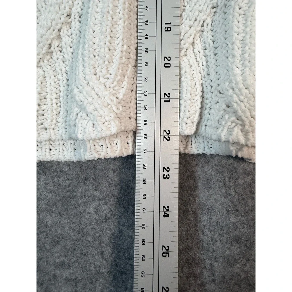 Poof Apparel Women White Chenille Cable Knit Mock Neck Sweater Large